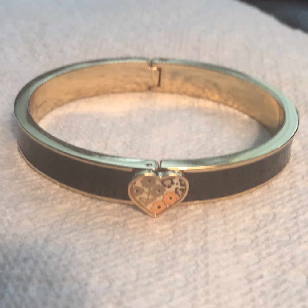 Vera Bradley bangle bracelet